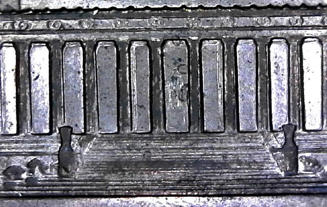 2005-P-Lincoln-Cent-With-Nice-Column-DDR-Look-On-The-Right-Side